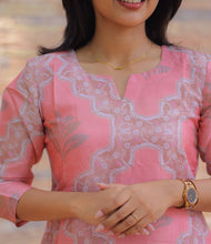 Load image into Gallery viewer, Baby Pink Cotton Kurti