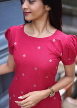 Load image into Gallery viewer, Pink Blossom Cotton Kurti