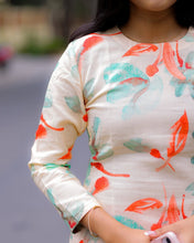 Load image into Gallery viewer, Cream And Orange Printed Cotton Kurti
