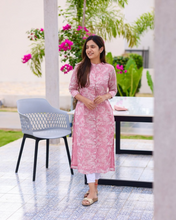 Load image into Gallery viewer, Pink Rose Cotton Kurti
