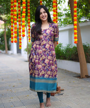 Load image into Gallery viewer, Elegant Festival Wear Kurtis
