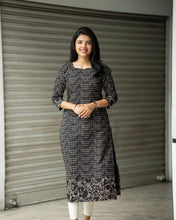 Load image into Gallery viewer, Black Grid-Print Cotton Kurti with Floral Border

