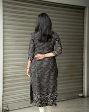 Load image into Gallery viewer, Black Grid-Print Cotton Kurti with Floral Border
